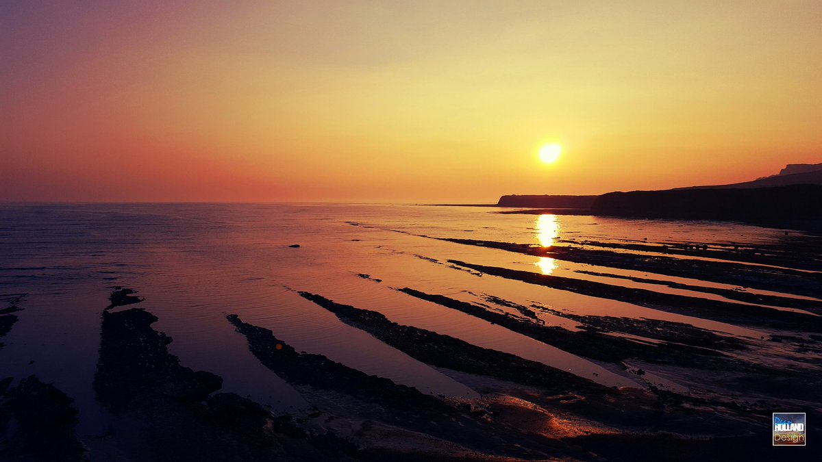 deanholland82's tweet photo. Kimmeridge Bay, Dorset.
@DorsetMag @dorset_eye @SimonParkinITV @Dorsetecho @thisisdorset @wave105radio 
#DHPD https://t.co/0iiyeotYCo