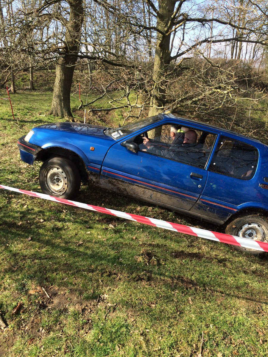 WestSuffolkMC's tweet photo. A few more #competitors from today #vwbeetle #205gti #Dellow #cartrials #motorsport #marchhare https://t.co/bqFyHlxKbE