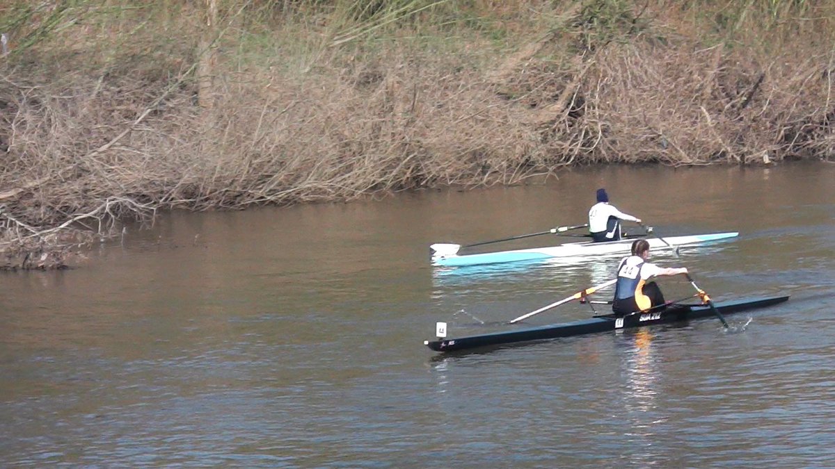 Esme B carves through the field to become J17 West Midlands Champion. Fastest female sculler in the region. #KES