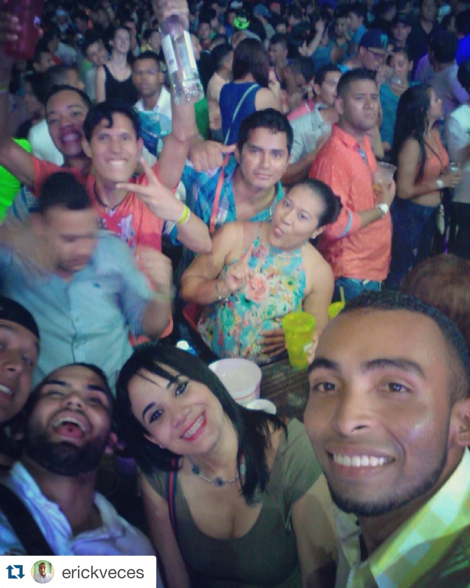 PhPubHerrerano's tweet photo. #Repost @erickveces
・・・
Con la banda #rumba #ph #tripson diversión al máximo @phpubherrerano @marianelaitzel https://t.co/Qf0aSDbOrp