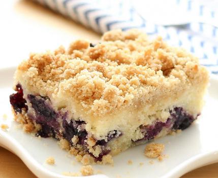 FitnessMagazine's tweet image. Gluten-free red velvet waffles, vegan bagels, and more breakfasts worth waking up early for: spr.ly/6014B5Hxs