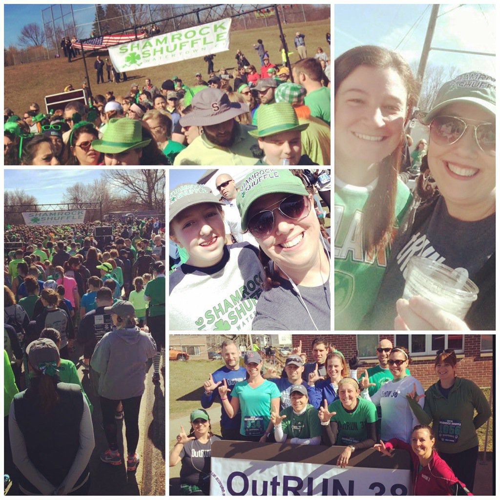 kellie3lambert's tweet photo. 1K-plus cross finish line in my hometown ๐ Great run, great day, great celebration #shamrockshuffle2016 #outrun38 https://t.co/2ZUqMYEoUs