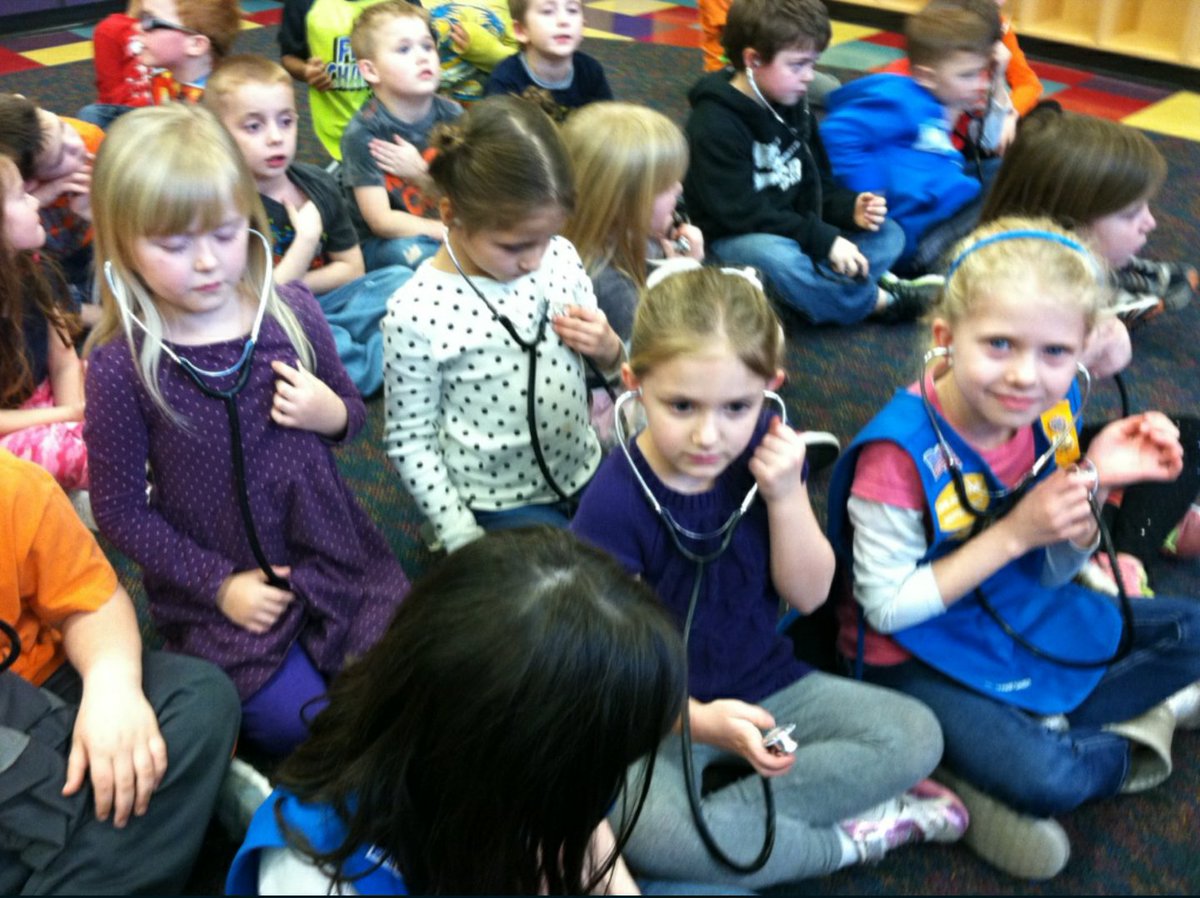 MrsGhesquiere's tweet photo. Nurse Teri and Stuffee visited to help us learn about our Amazing body! #OtsegoKnights #Stuffee https://t.co/OLFqGOMc9Z