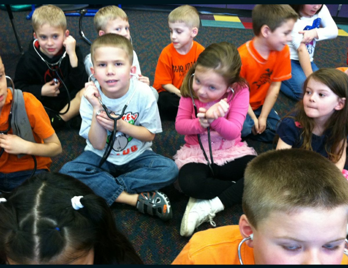 MrsGhesquiere's tweet photo. Nurse Teri and Stuffee visited to help us learn about our Amazing body! #OtsegoKnights #Stuffee https://t.co/OLFqGOMc9Z