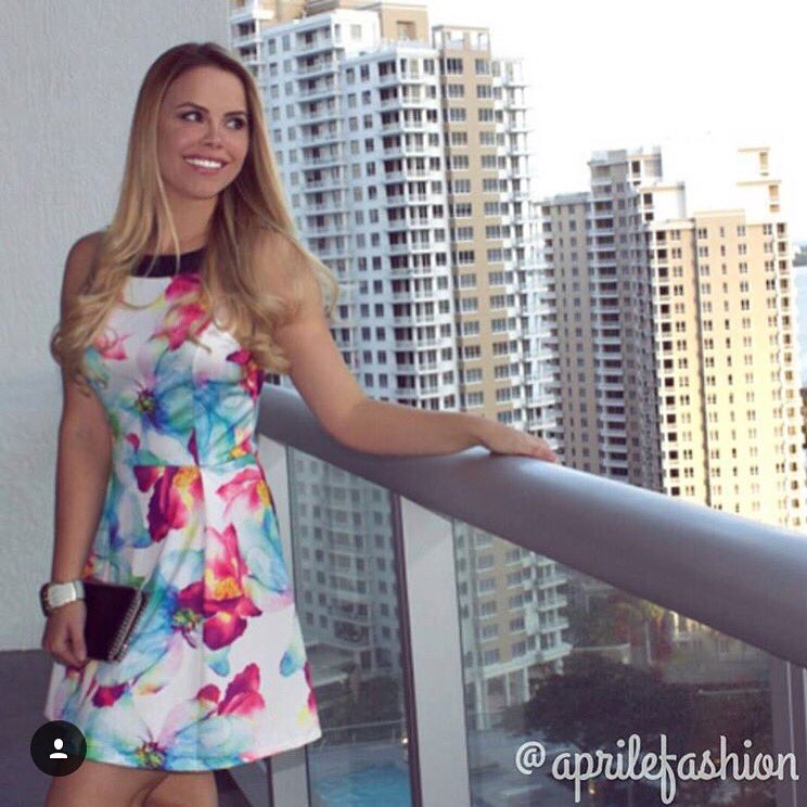 Geo_Palacios's tweet photo. #FelizDomingo 🌸🌼🌻
Este vestido es ideal para darle la bienvenida a la #Primavera by @aprilefashion #OutFitbyGeo https://t.co/IVPO8X8gIj