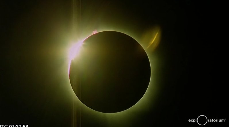 exploratorium's tweet image. #ICYMI, here's the amazing #Eclipse2016 footage our team beamed home from Micronesia: explo.me/ZnnbB