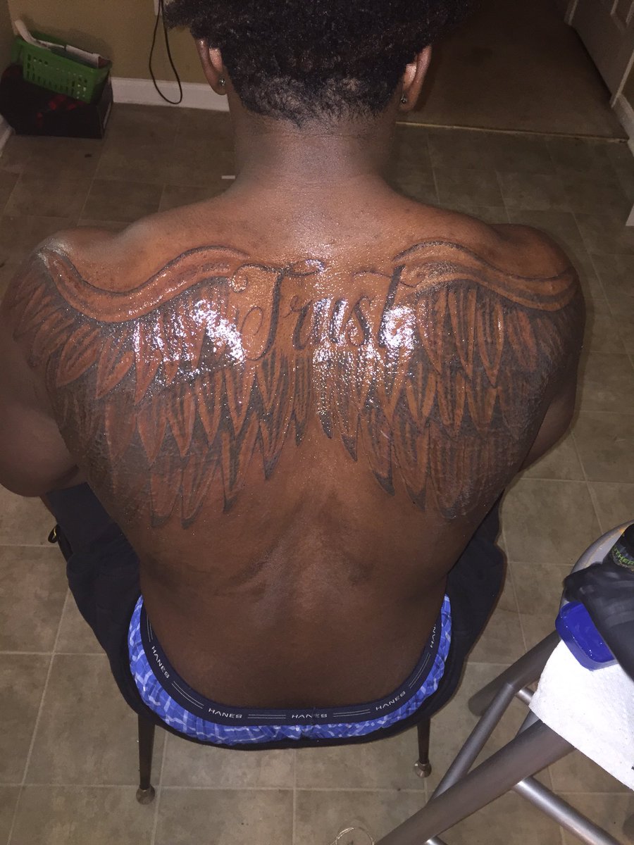 _BDugg's tweet photo. 💉💉💉 https://t.co/O9yIrTGyoC