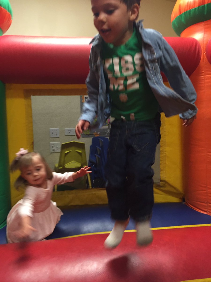kristenliam's tweet photo. Yesterday's cuteness https://t.co/frqlWbppBB