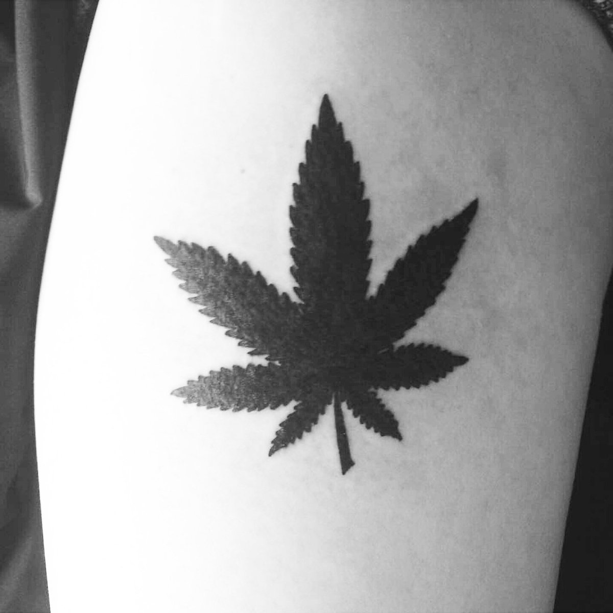 Cannabis Culture on Twitter: "Sick #cannabis #leaf tattoo on our Assistant  Editor Brit Mitchell. #Tattoo by Jake Miller. https://t.co/qEQcE8jyyD  https://t.co/wxVe2e05fG" / Twitter