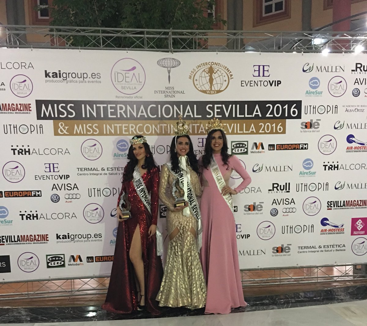 Sevilla_Beauty's tweet photo. Miss Intercontinental, Miss International y Miss Grand Sevilla! Las 3 bellezas oficiales de Sevilla! #Sevilla_Beauty https://t.co/gGHzkVZ2Tq