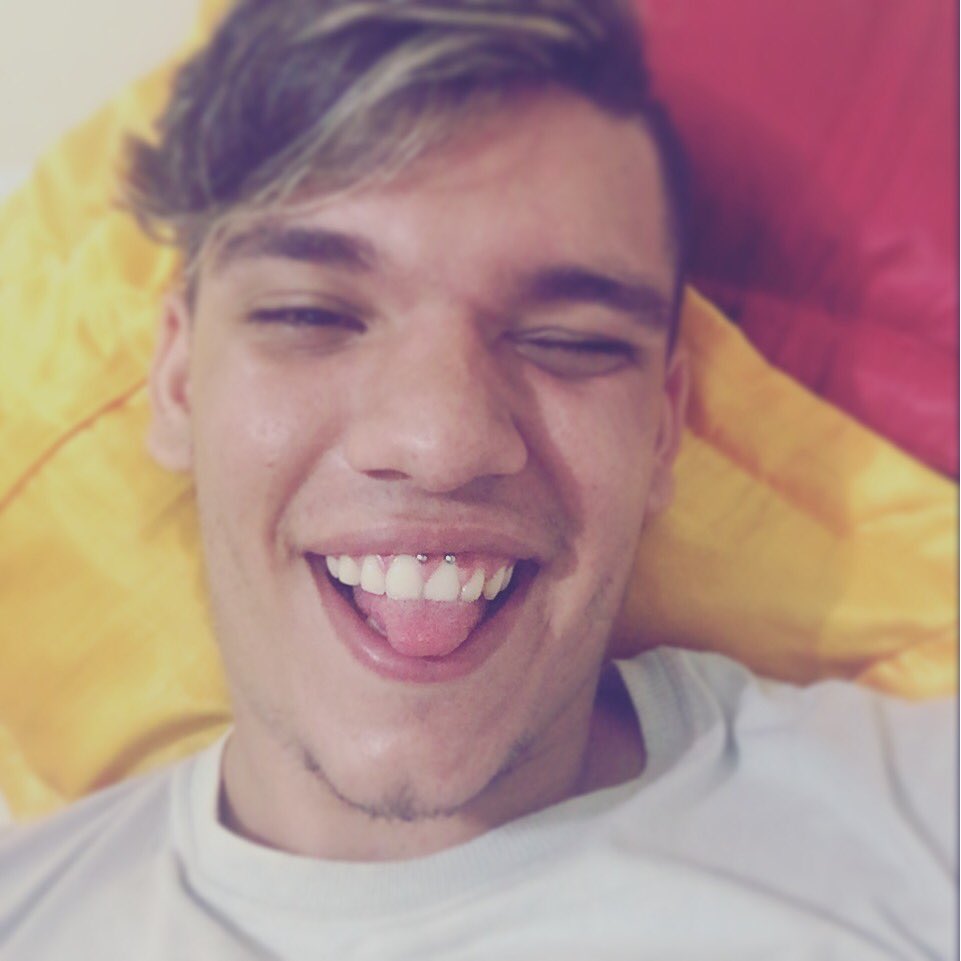 LuizAlexxsandro's tweet photo. #tranquilo https://t.co/YF7wvqZ2F0