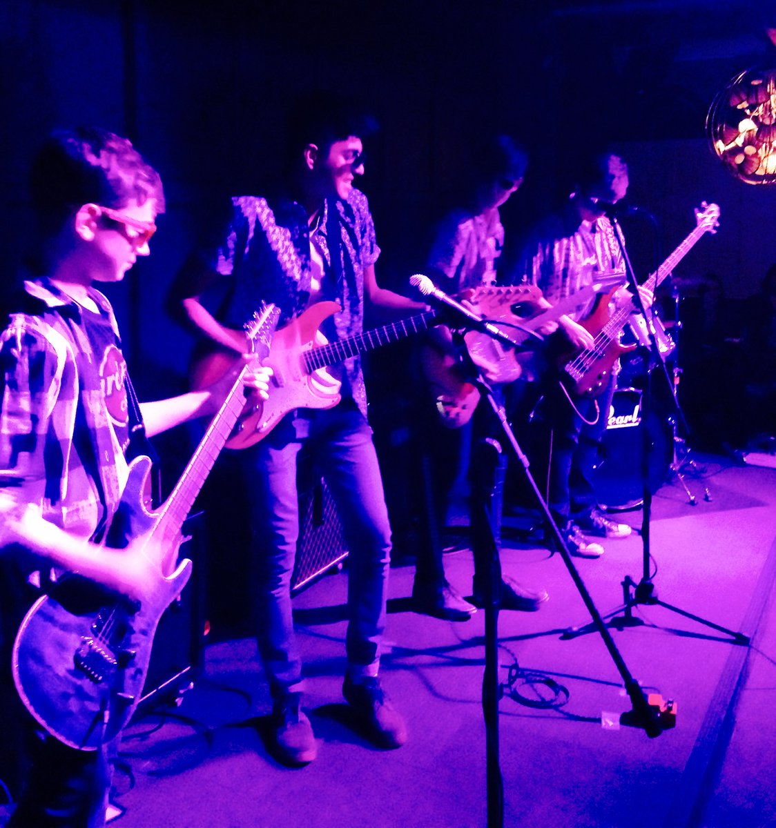 Biff &amp; Chip &amp; the Back in Time Trip closing the night with a wonderful rendition of Pretty Woman and dancing!!!