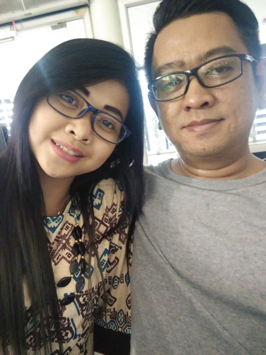 veesukoco228's tweet photo. Bersama yg di cinta sangatlah beda saat bersama yg di paksa .. I love this pic so much. Love you https://t.co/kI4hp2VHa7