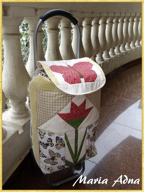 MariaAdnaAtelie's tweet photo. #Mala e #carrinho em #patchwork da borboleta #quilt #quilts #cursodepatchwork #aulasdepatchwork #ateliedepatchwork https://t.co/m9m2a7WafE