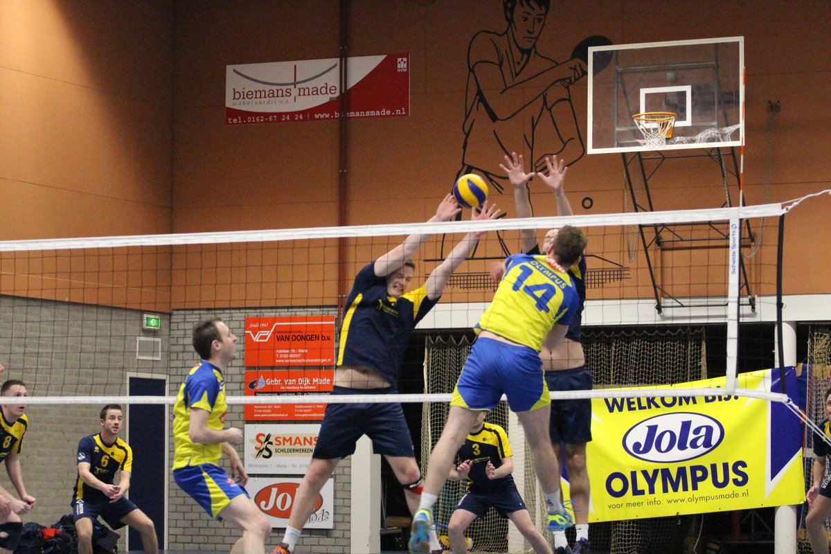 OlympusMade's tweet photo. "Volleyballers Jola zetten Zuvo op karakter opzij" https://t.co/q1CgjPoeyQ https://t.co/zjImLVbUSi