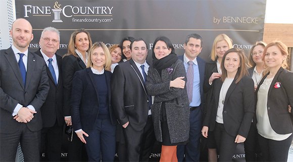 Fine &amp; Country has chosen #Bennecke to represent its #brand on the Costa Blanca. ow.ly/ZpdKL