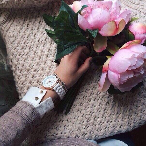 kentkristensen1's tweet image. PARIS
SPRING
IS IN THE AIR
PARIS YOU ARE LOVE
PARIS WE NEED YOU 
BRING IT ON THE CAFES 
THE FLIRTS #KENTKRISTENSEN