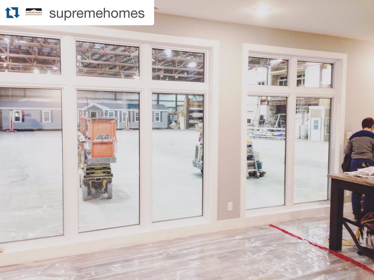 NuHomeSolutions's tweet photo. How cool is this! Peek into the climate-controlled plant where our #SupremeHomes homes are built! #NuHomeSolutions https://t.co/yImLS7ll9m