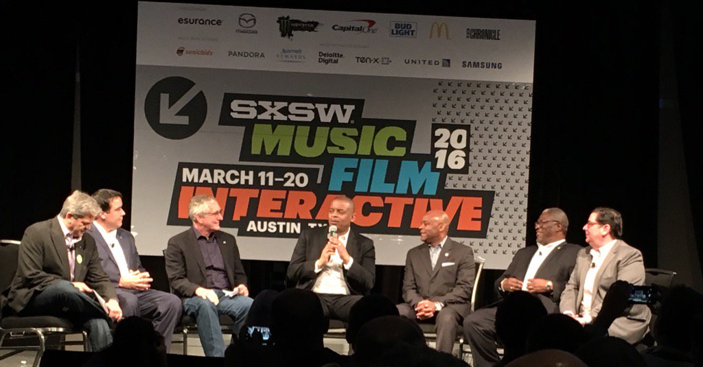 PDXVPR's tweet photo. 6 #SmartCityChallenge mayors including @MayorPDX with @SecretaryFoxx @SXSW discussing transportation innovations. https://t.co/AjCK3MYKE3