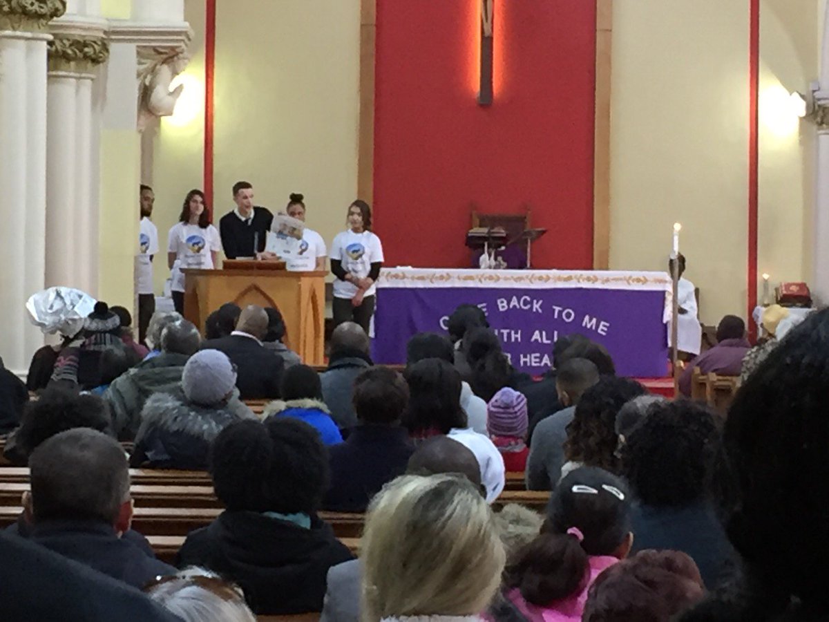 Beyond_The_Pack's tweet photo. A huge thank you to St Francis Church for letting us fundraise today #nogangs https://t.co/OMmn3yZlE2