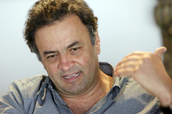 YourStarOficial's tweet image. VÍDEO:  Aécio Neves é hostilizado no protesto de 13/03 #PSDB #TUCANOS #PT 
yourstar.com.br/watch_video.ph…