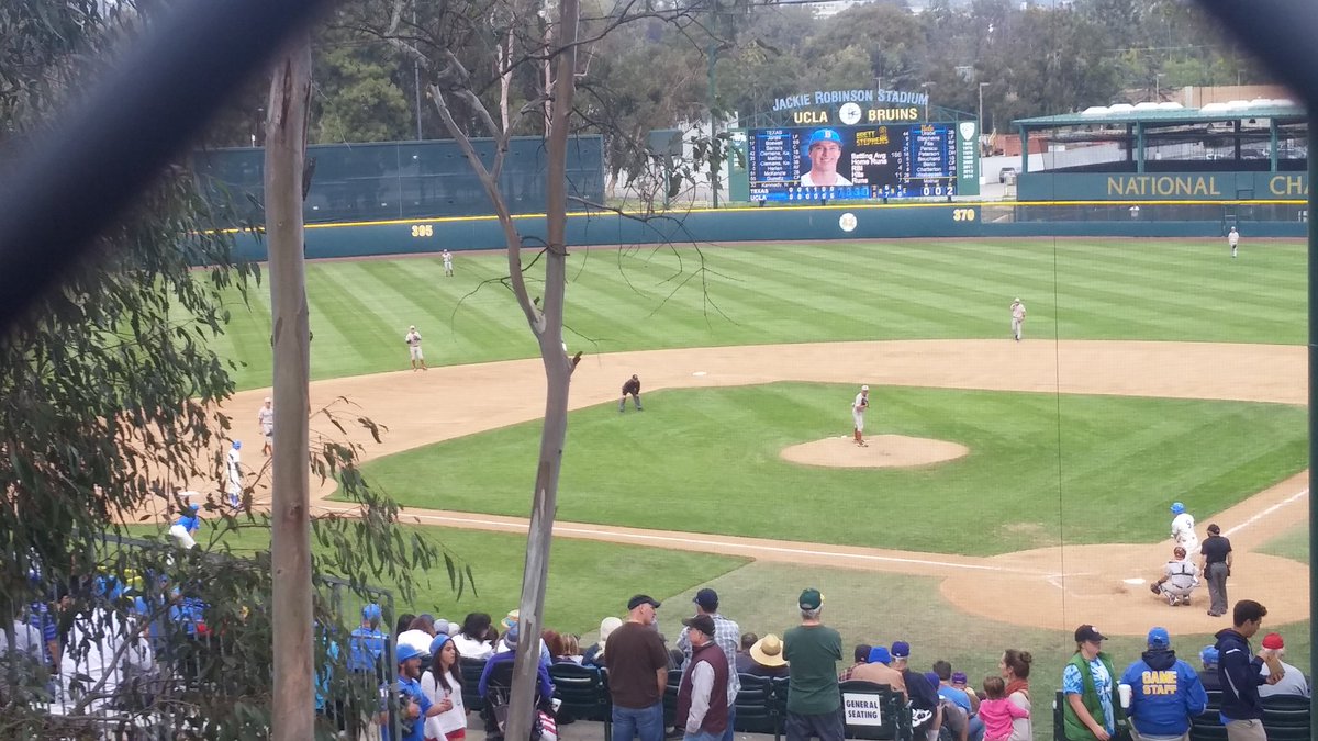 NateBoyer37's tweet image. Rundown VA homeless shelter is across the parking lot from a beautiful ballpark, we've got a long way to go America!