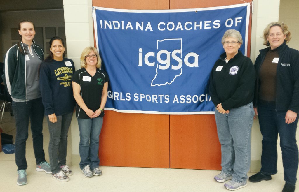 chsirishswim's tweet photo. Had an awesome time at ICGSA today! Got to meet & learn from some awesome people! Thanks! #icgsa #coachsproblems https://t.co/8u8zUIeDiz
