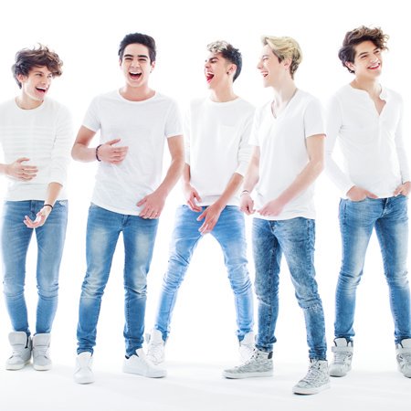 JuventudCD9's tweet photo. "Mi corazón es perfecto, por que ustedes están en el" 😊💕🌻
@somosCD9 https://t.co/b8HFdYrfeA