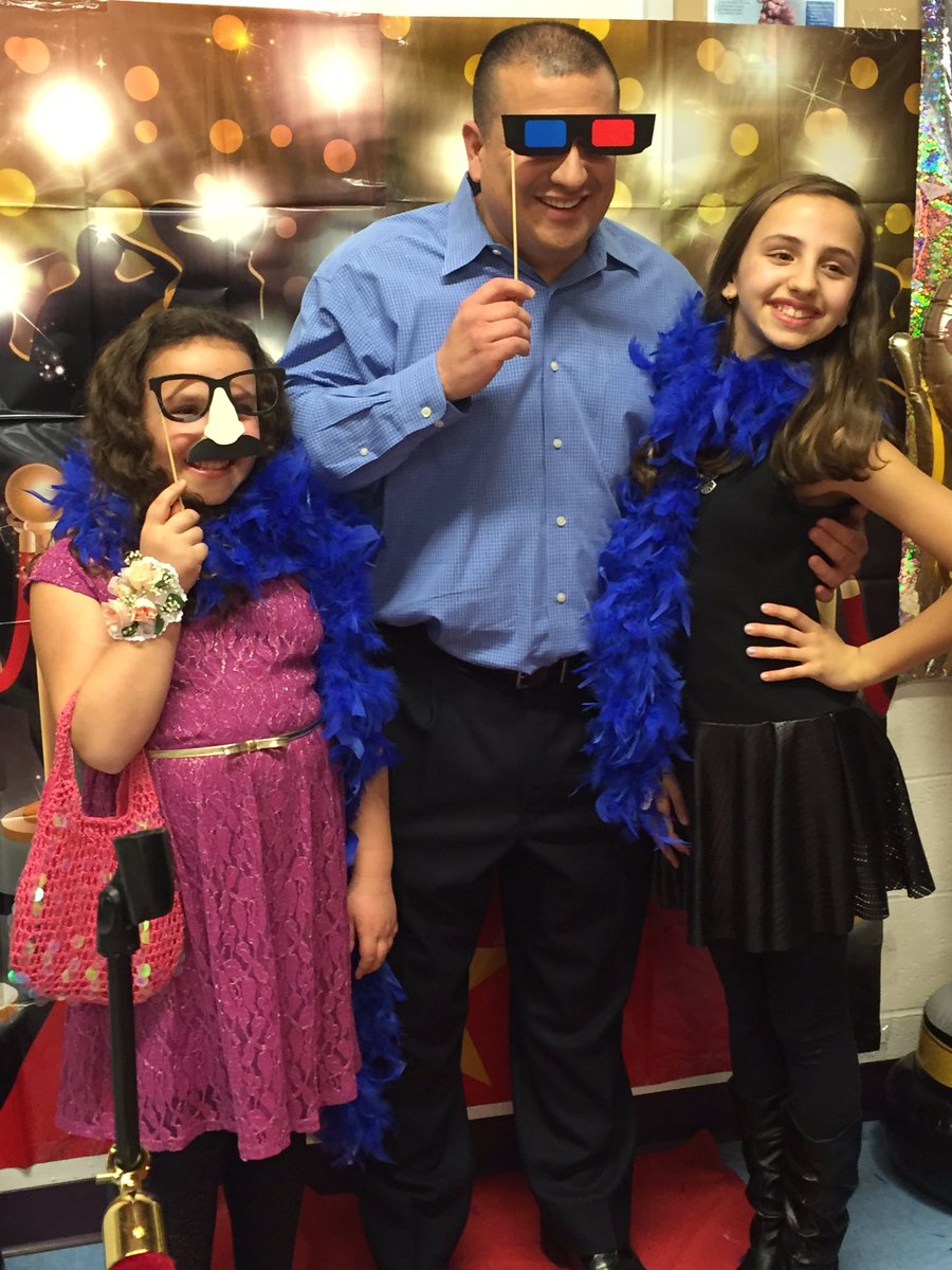 souleschool's tweet photo. Red carpet at Soule School! https://t.co/Yvkf8XGAJj
