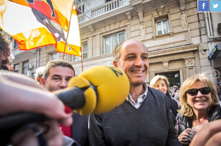 giuseppegrezzi's tweet photo. Un homicida vial,fachas España2000,corruptos y saqueadores del PP:estos son abanderados de los Toros? fotos E Mañez https://t.co/iLRov0wKXm