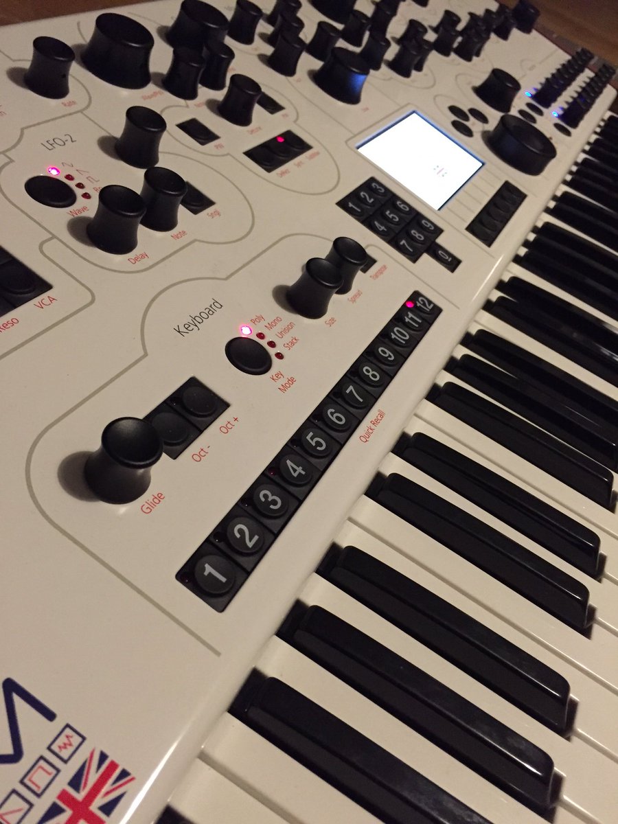 geeklapeeno's tweet image. Modulus002 test in progress....