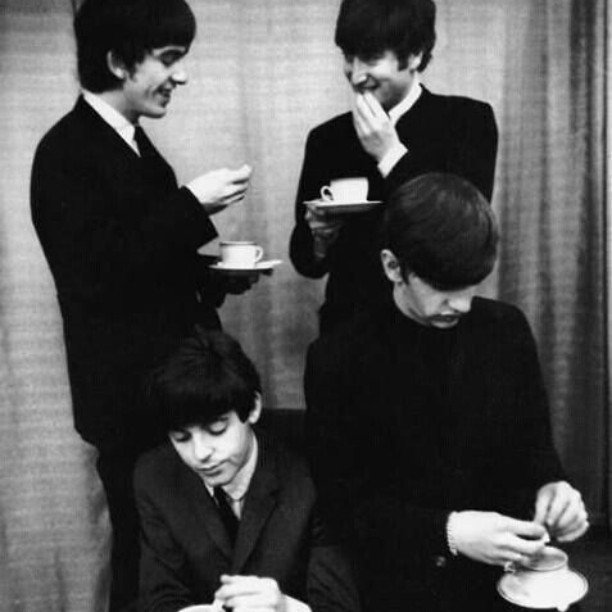 teamilk_nosugar's tweet photo. Two of my favourite things... Beatles drinking tea. #thebeatles #tea #tealovers https://t.co/ZKjdO5bmRH