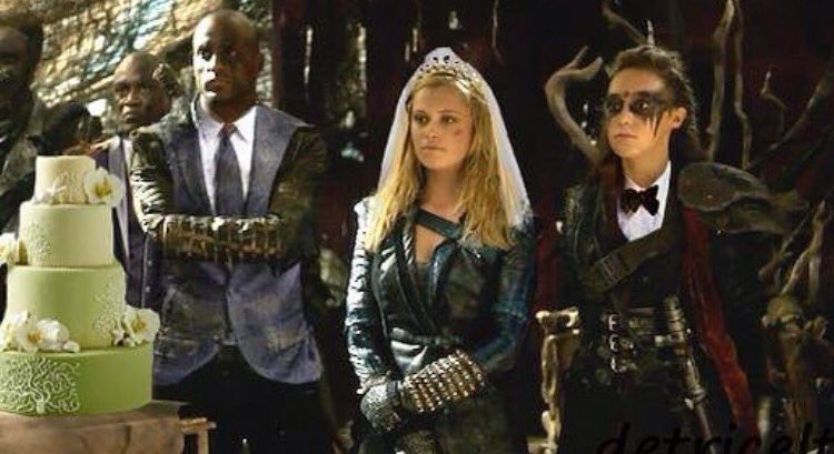 The100cry's tweet photo. Omg this is so funny  😂😂 #The100 #Clexa https://t.co/aW2LnQjHcj
