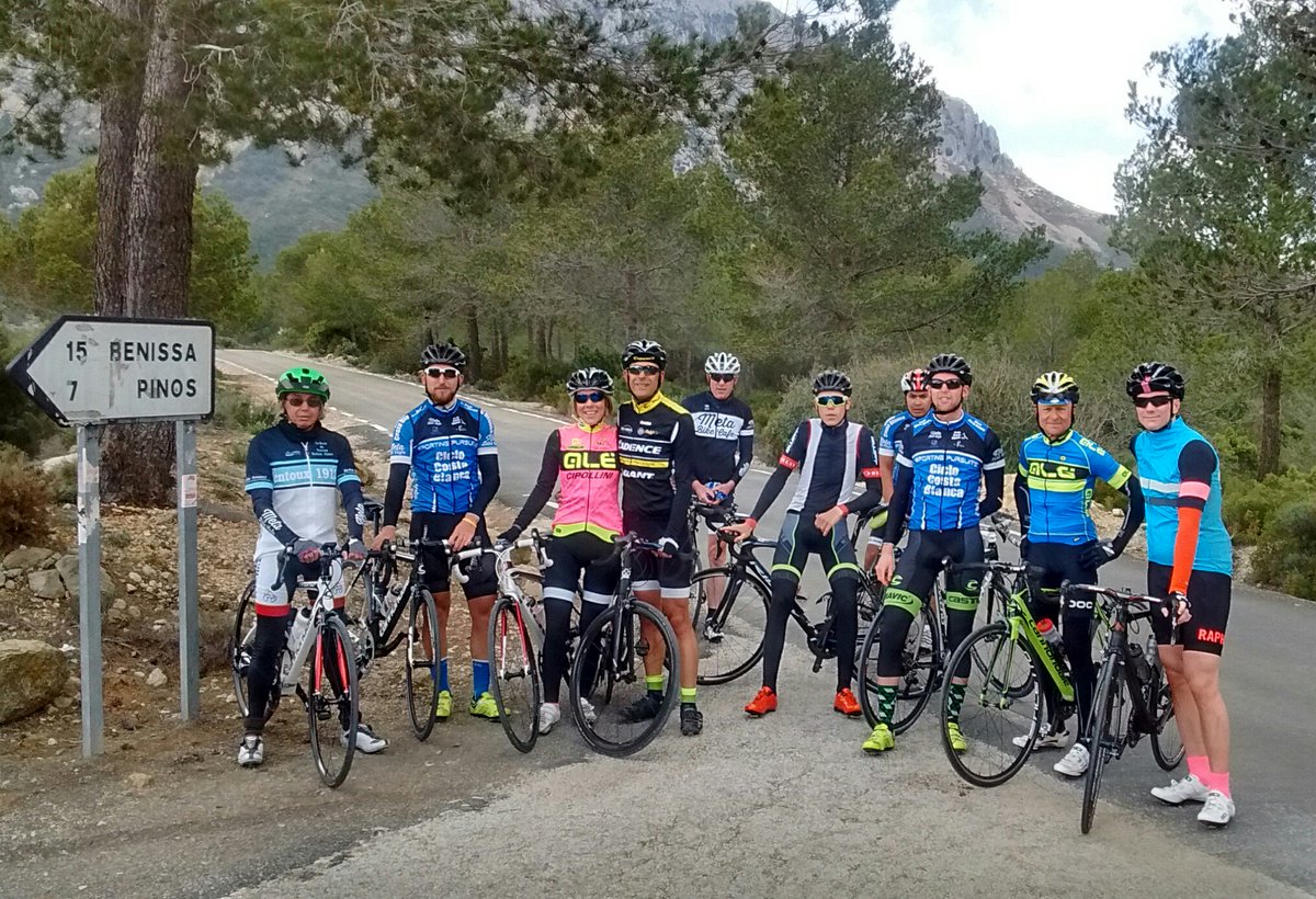 onewomancycling's tweet photo. @MetaBikeCafe Ride to Bernia. Fantastic climb with awesome views followed by cafe &amp; tostadas #perfectsunday #cycling https://t.co/kK6hZL6fKg