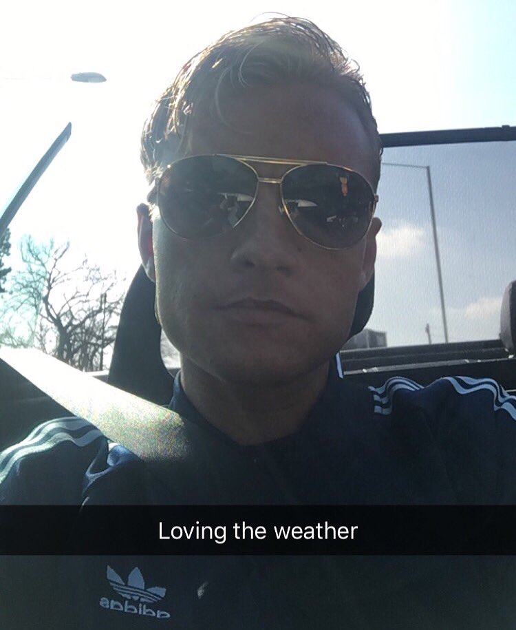 boysmith2014's tweet image. #sundaysunday #sunsout #shadeson #LVshades #roofoff