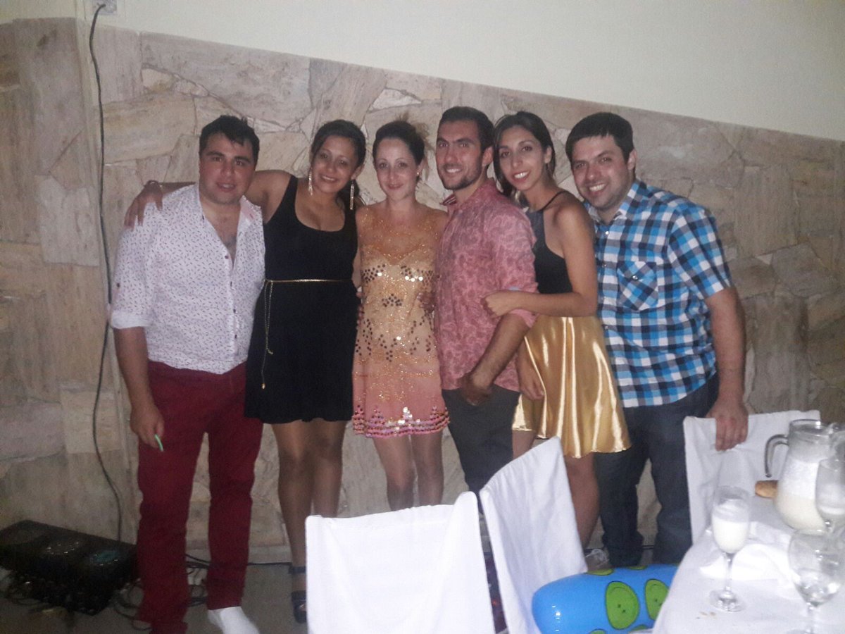JoaquinNoccelli's tweet photo. #Hermanos que te da la vida #Reencuentro #ViejasEpocas #CagoDeRisa https://t.co/hPSPhNtbM9