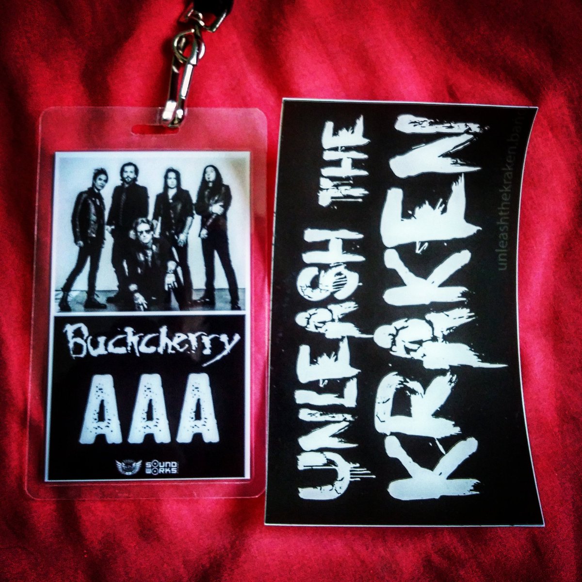 UTK_NZ's tweet photo. Super fun show last night with Buckcherry and Blue Ruin #rocknroll https://t.co/svtlJePFuU