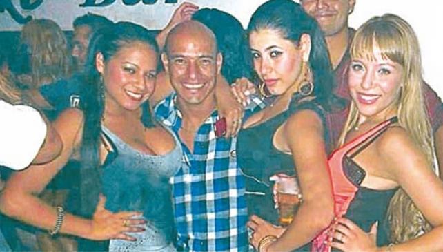 RiverLPM's tweet photo. Dos viejos conocidos en Colón: "Fiestita" Rodríguez y "Golpeado" Ledesma https://t.co/m2UycfC4xC