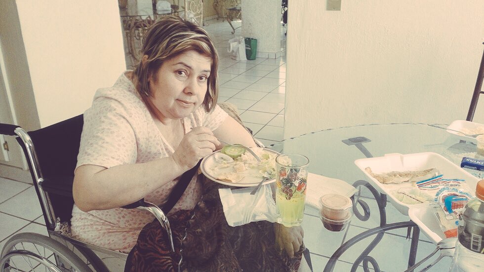 Castro1021's tweet photo. I'm home team!

And check out who's sitting and eating on their own :D

MOTM Mama Castro. https://t.co/xzxk5PoN0M