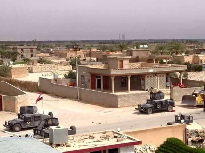 Hashd_Shaabi_iq's tweet photo. بالصور | منطقة #المحمدي غرب #الانبار بعد سيطرة قوات  جهاز مكافحة الارهاب عليها و هي منطقة قريبة على قضاء #هيت https://t.co/EBZk6eWkAv