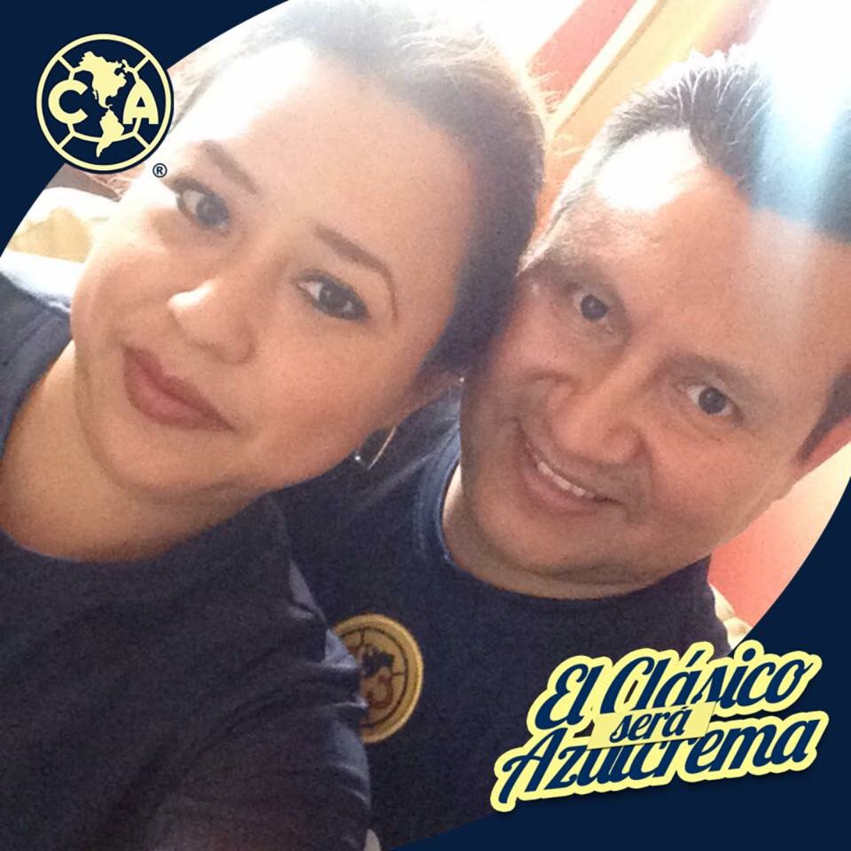 CiAlfredo's tweet photo. Así apoyamos a Nuestras Águilas…#ElClásicoSeráAzulcrema @lizetmt https://t.co/7QZQRV7qBr