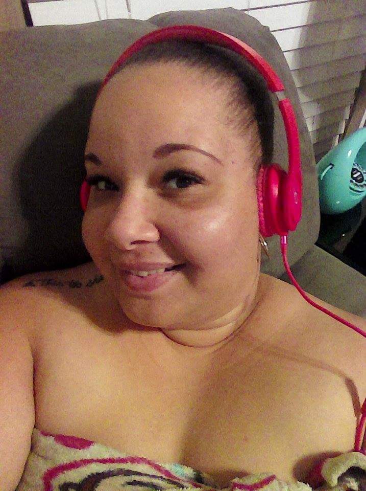 PLUSIZEBEAUTY22's tweet photo. When your just naturally beautiful https://t.co/BT2VYiKjR5