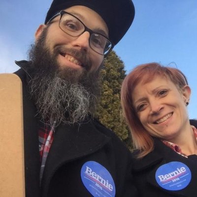 Libertea2012's tweet photo. MT #BernieInOH: #BernieInOH https://t.co/kVkqWJXQRr #BernieStrong https://t.co/IcZlr3QvH4
