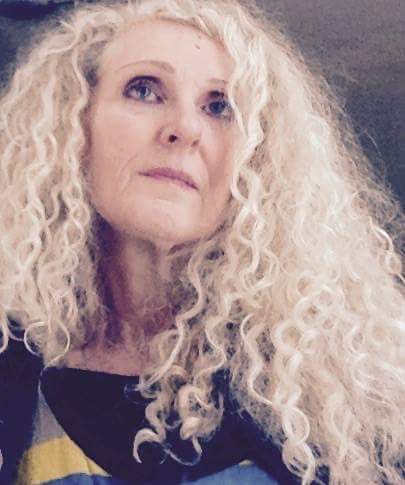 First coats of paint going up <a href="/Hoveartshop/">Art Shop & Pottery</a> Handy being 6'8"