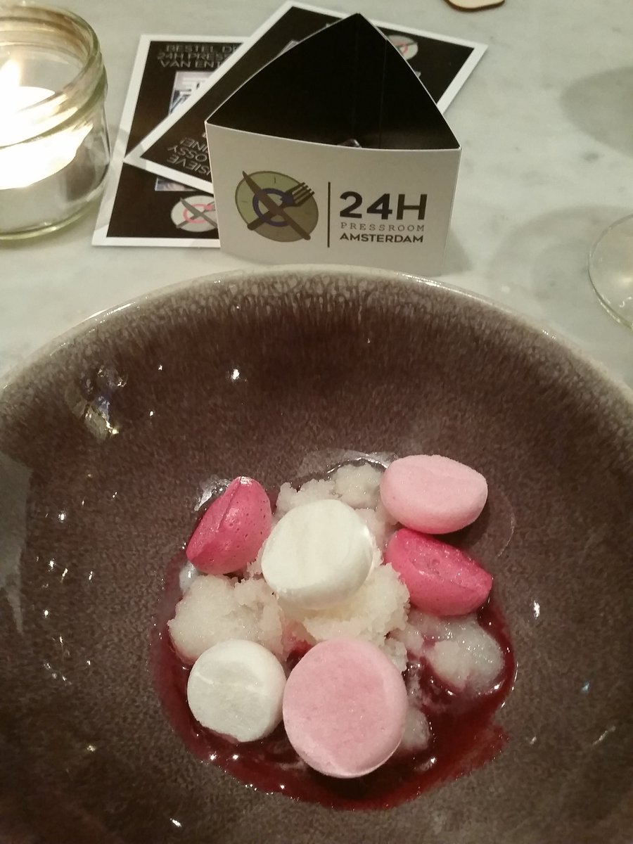 AstridsTaste's tweet photo. Wow dankjewel @basvankranen &amp; team voor waanzinnig lekkere (kaas)desserts #24HPRESSROOM https://t.co/Rgvsd5hsS5