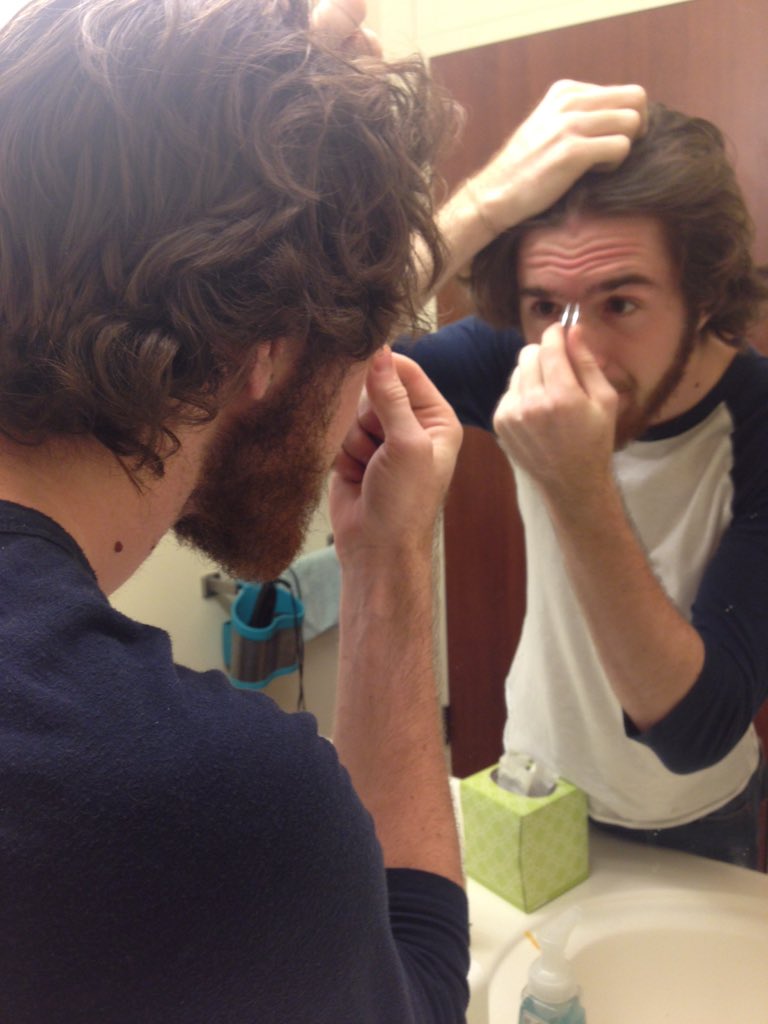 kendalllynnc's tweet photo. Beauty is pain #SpringBreak2k14 https://t.co/BxR3DCw7IF