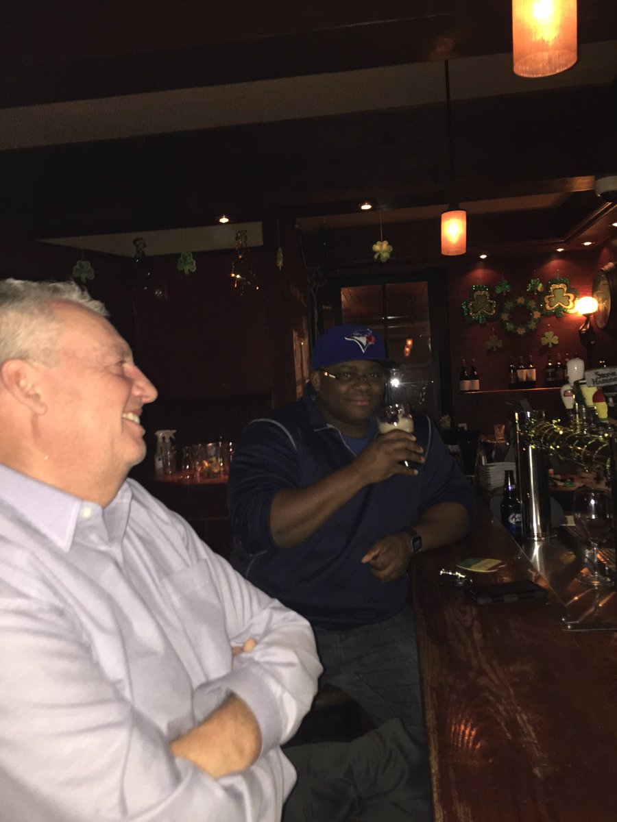 VicShots's tweet photo. Day 7 of the @odogg51207 birthday. Come see the blood bath @thealbionhotel w @KeithScoop33 and maybe @jimmybartend https://t.co/n44S9M857T