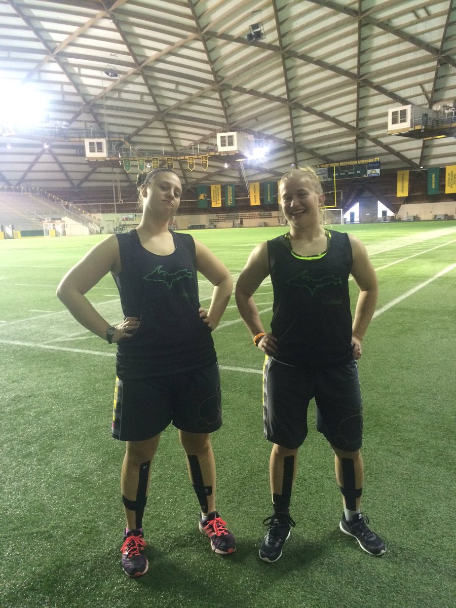 UltimateAurora's tweet photo. Aurora's injury twins at practice tonight #batnut @nicklesndymes @justinaliss29 https://t.co/yUM6liU0p6