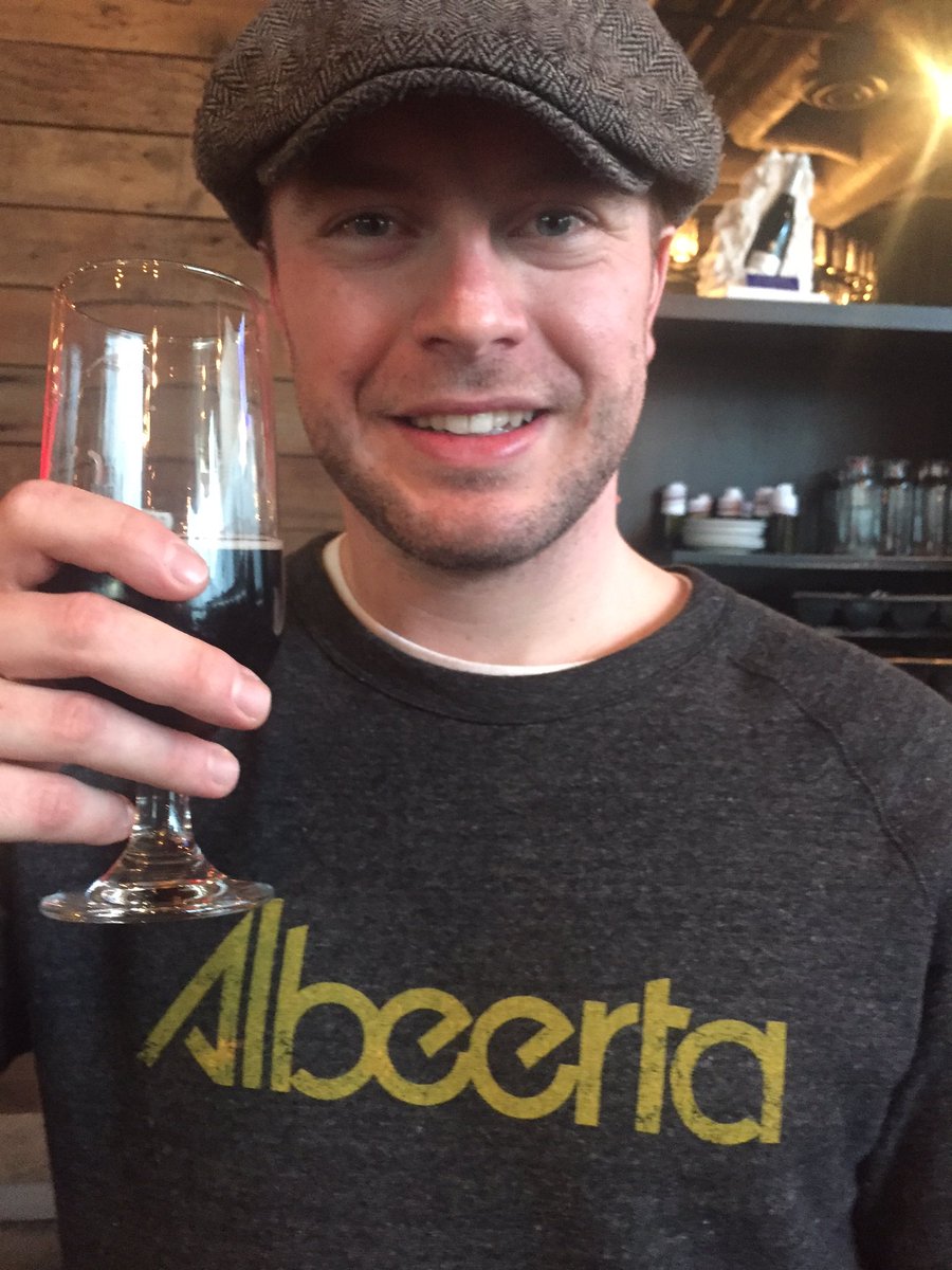 BeerBerkshire's tweet photo. Adam serving up Dirty Bird Black Lager @lastbestbrew @CHARCUT #localbeeryyc #chefscollaborate https://t.co/01qDHQW9ul