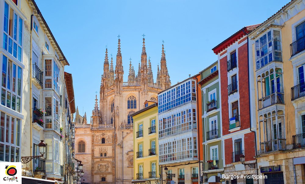 SpaininColombia's tweet photo. Perderse por las calles de #Burgos es fantástico y si buscas un punto de encuentro ¡Mira a la catedral! #visitspain https://t.co/GvzPuddBD1